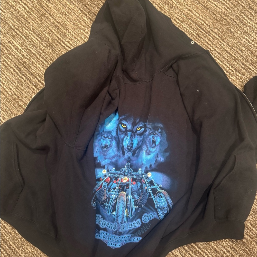 Wolf zip hoodie